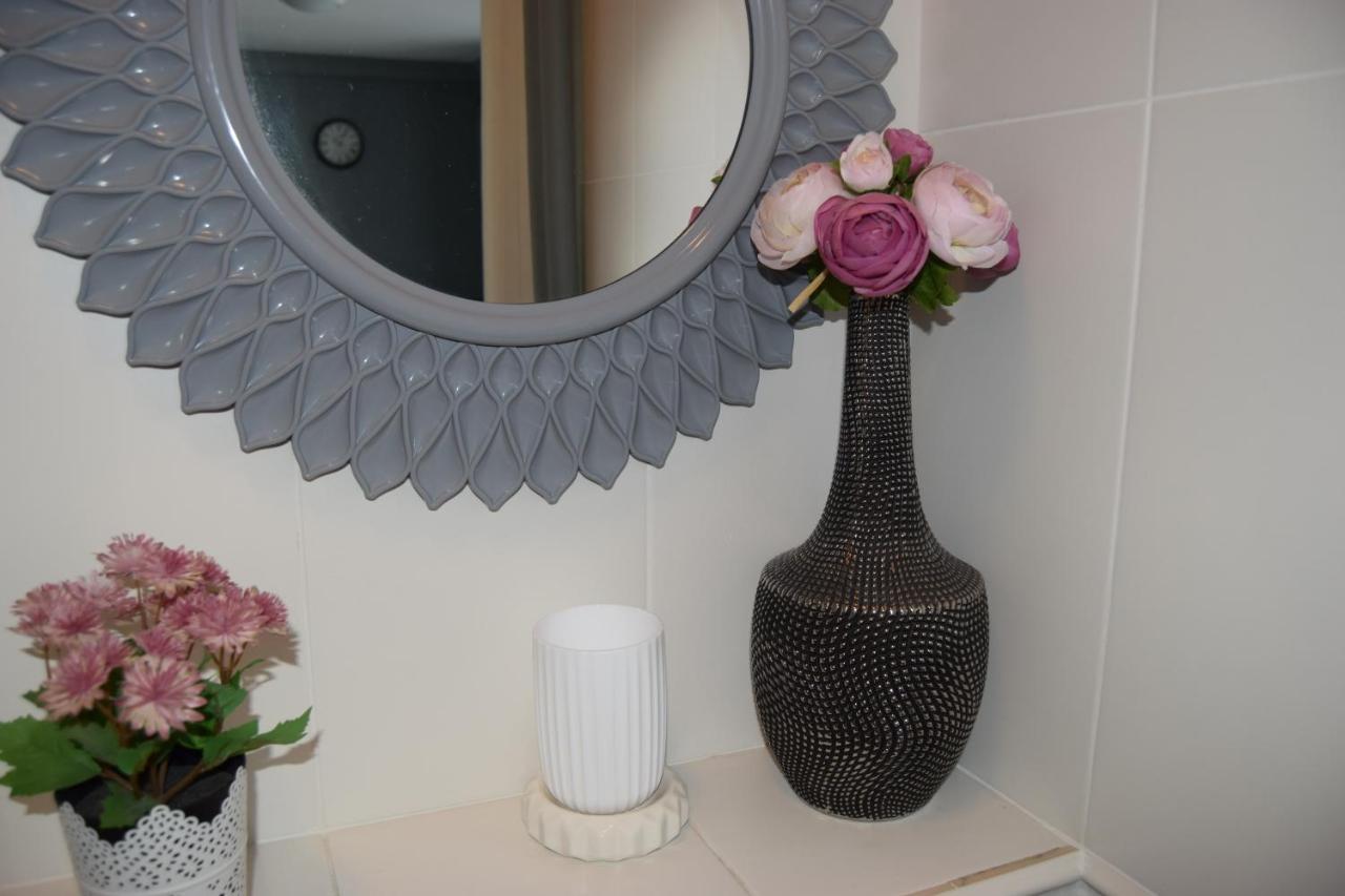 Be My Guest - Hoza Studio - Pkin Super Centrum Metro Wi-Fi Breakfast Varsovia Exterior foto