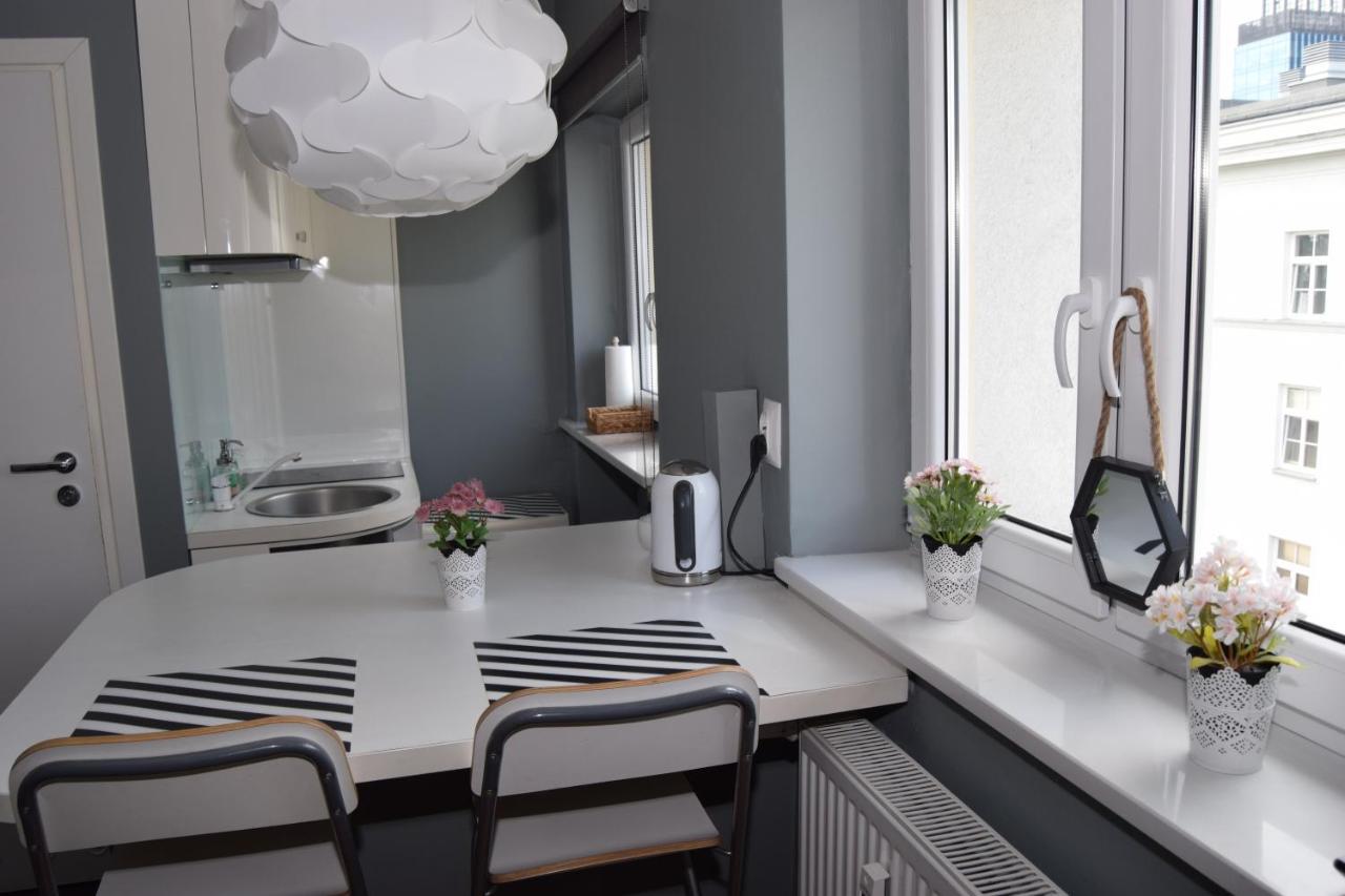 Be My Guest - Hoza Studio - Pkin Super Centrum Metro Wi-Fi Breakfast Varsovia Exterior foto